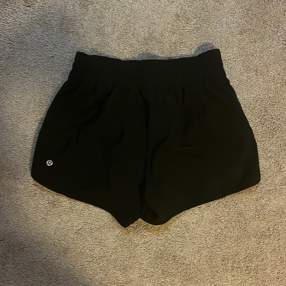 lululemon shorts - Picture 3 of 5